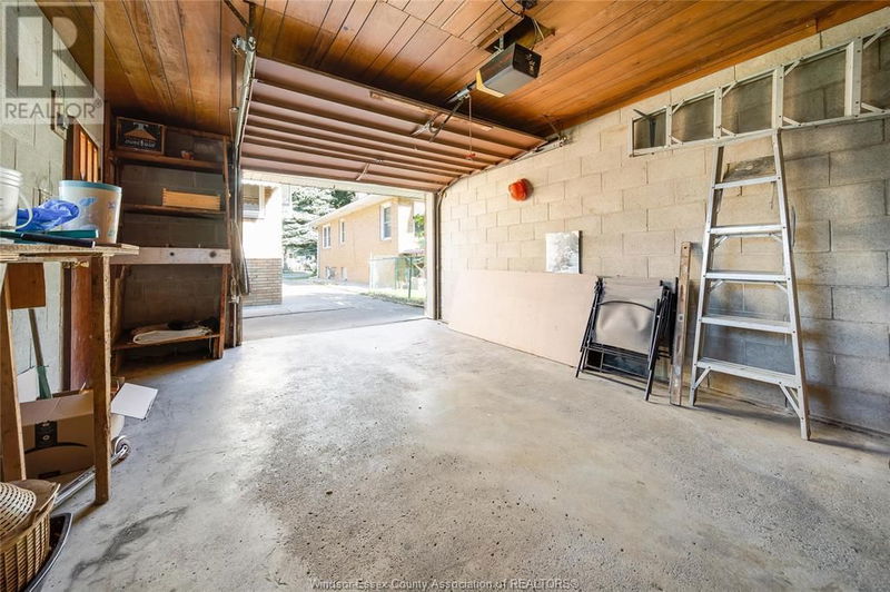 1557 CENTRAL Avenue  Windsor, N8Y3V7 | Image 45