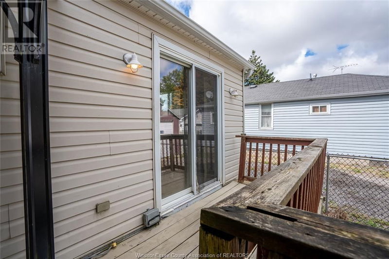 218 Sandys null  Chatham, N7L3P8 | Image 37