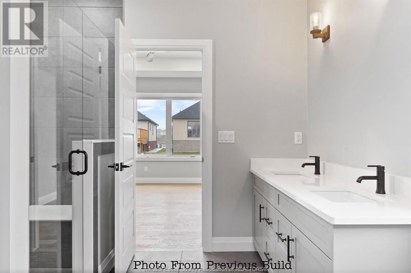 135 VALENCIA Drive  Chatham, N7L0H3 | Image 25