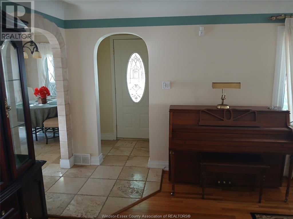 154 ESSEX Image 7