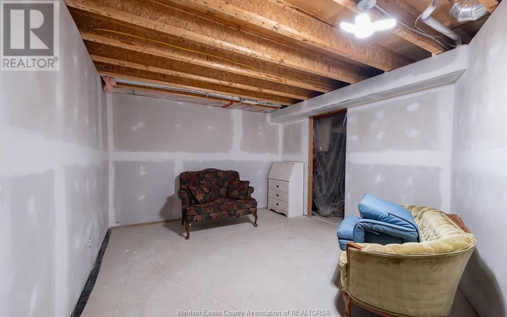 157 Ravenya Way Image 39