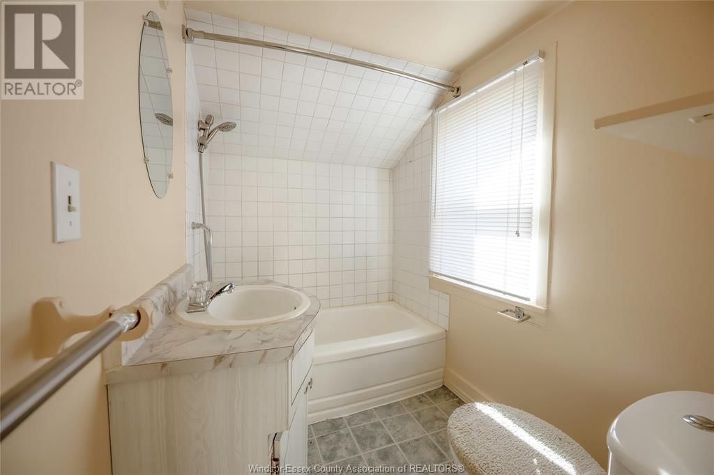 3402 SANDWICH SQUARE Image 10