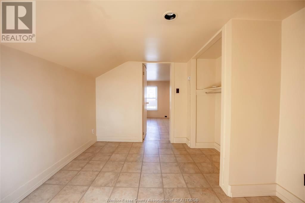 3402 SANDWICH SQUARE Image 12