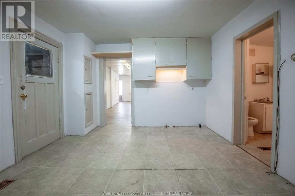 3402 SANDWICH SQUARE Image 8