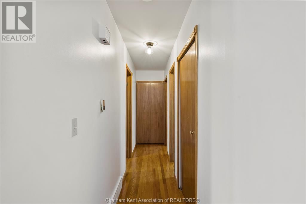 8 Tasan CRESCENT Image 18