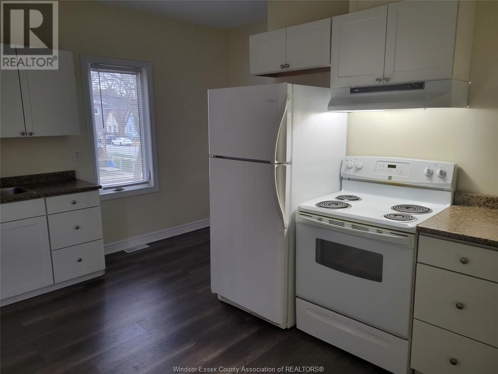 386 LOUIS Unit# REAR Image 17