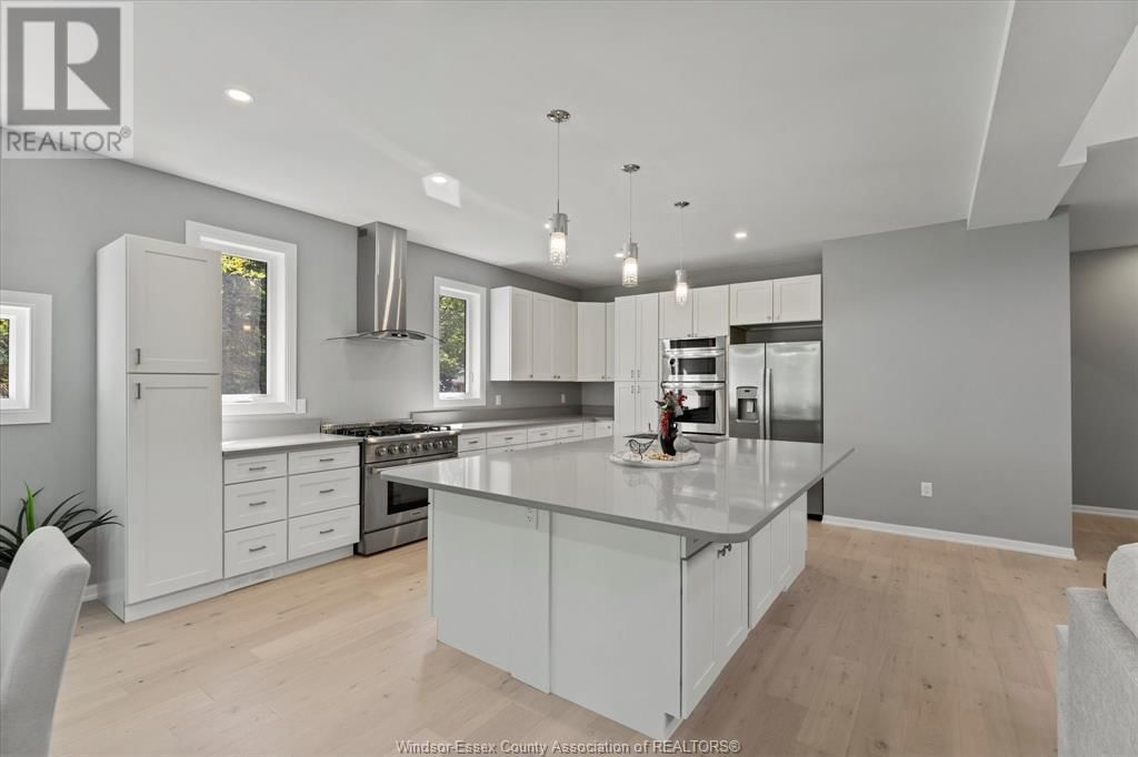 150 LAKEWOOD DRIVE Image 12