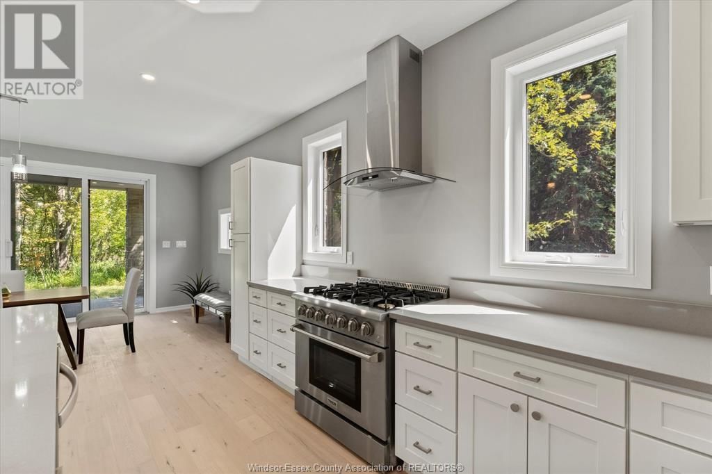 150 LAKEWOOD DRIVE Image 15