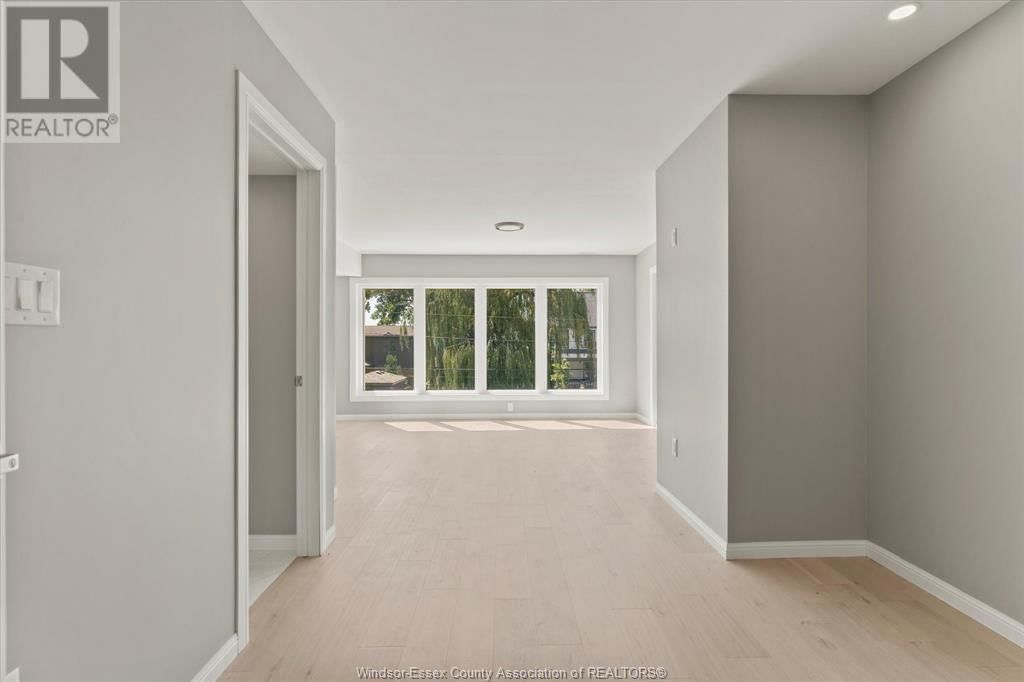 150 LAKEWOOD DRIVE Image 22