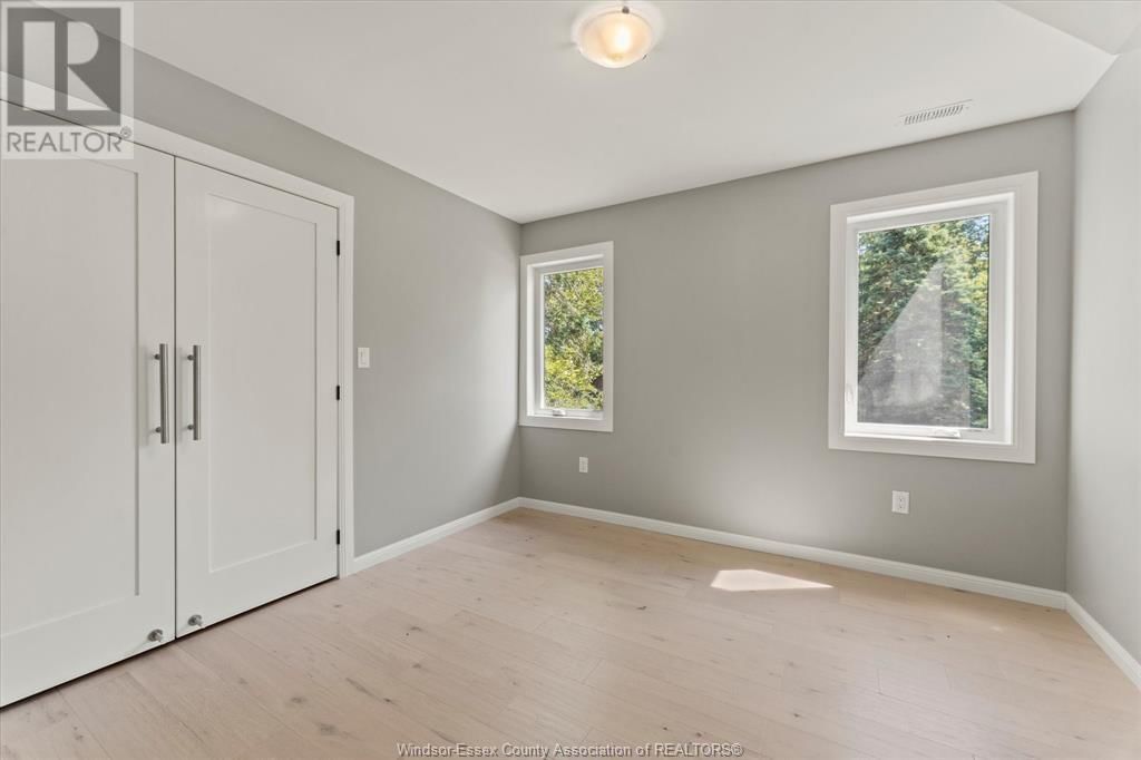 150 LAKEWOOD DRIVE Image 29