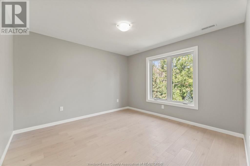 150 LAKEWOOD DRIVE Image 34