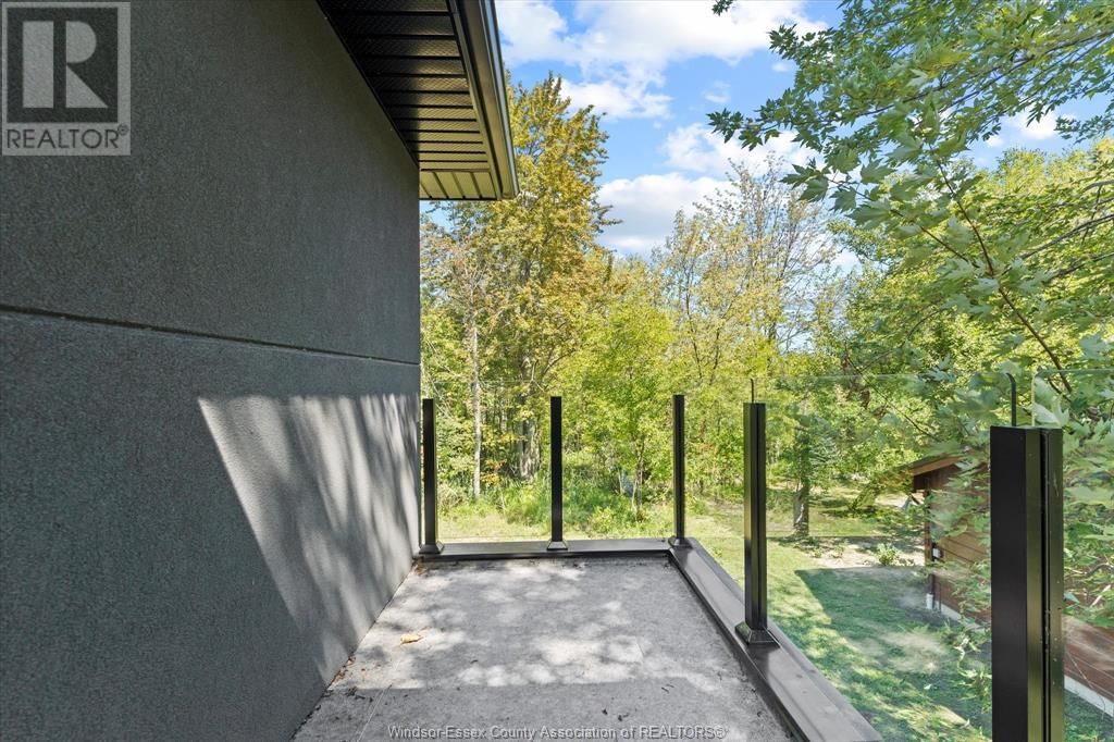 150 LAKEWOOD DRIVE Image 35