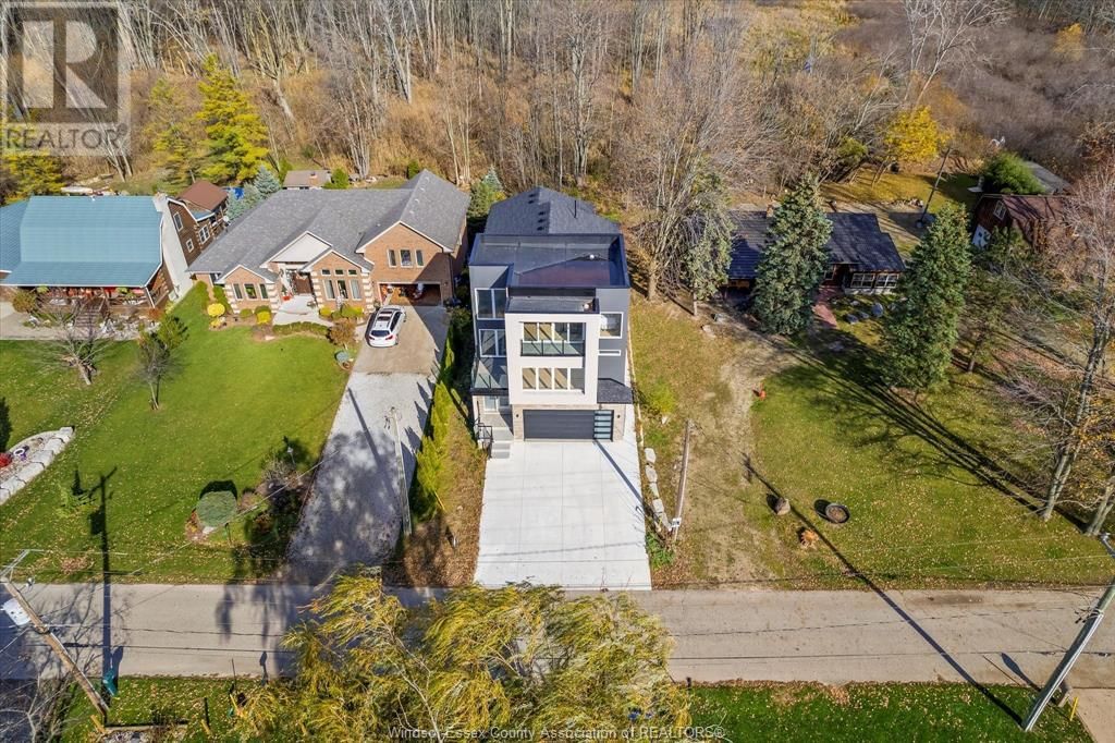 150 LAKEWOOD DRIVE Image 45