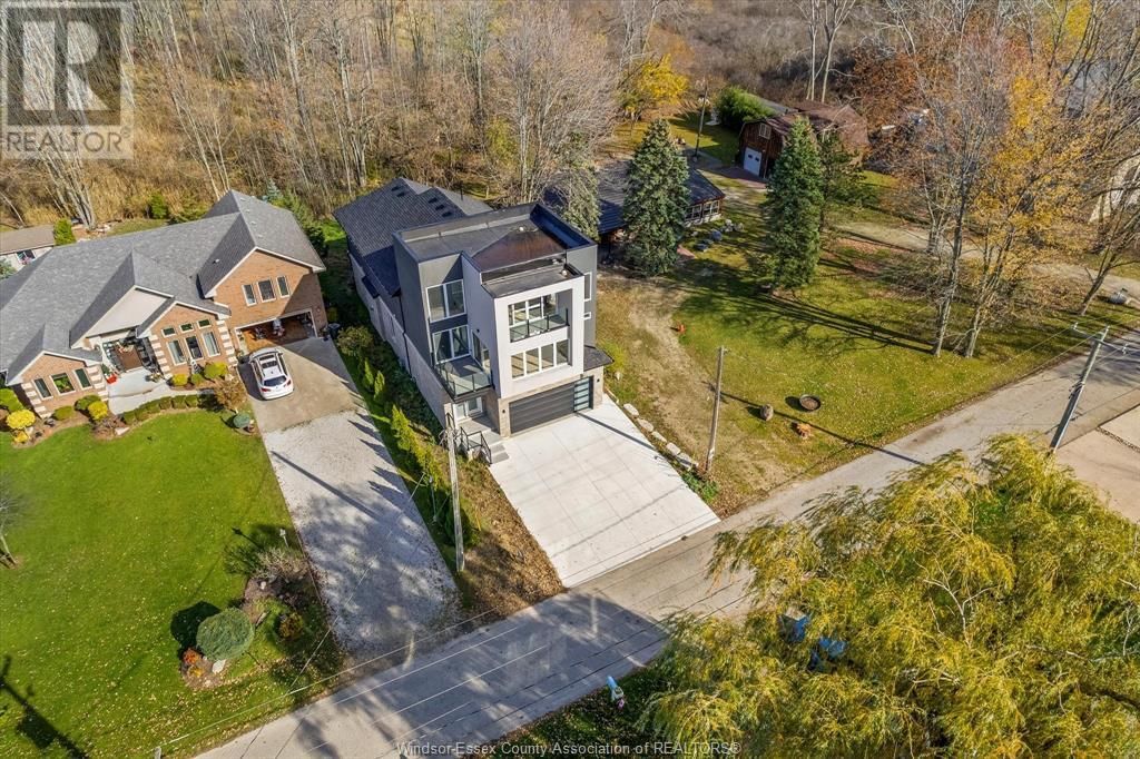 150 LAKEWOOD DRIVE Image 47