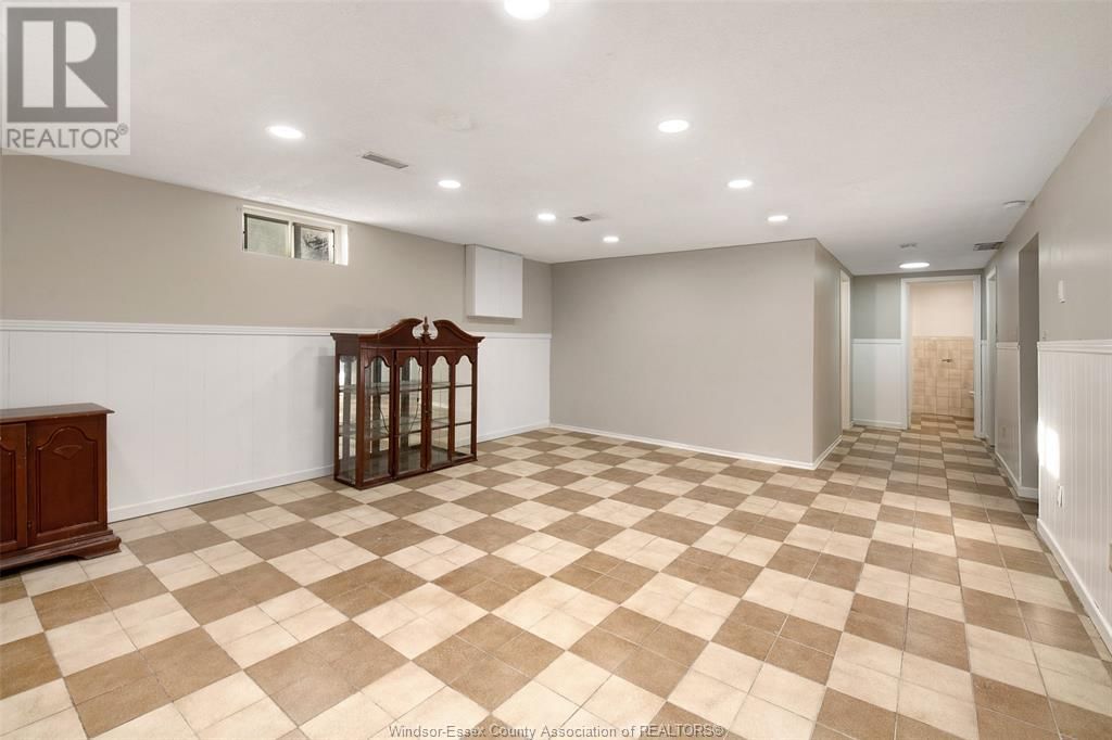 10820 MULBERRY DRIVE Unit# LOWER Image 4