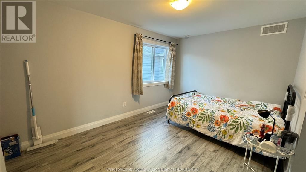 521 CAMPBELL AVENUE Unit# 2 Image 4