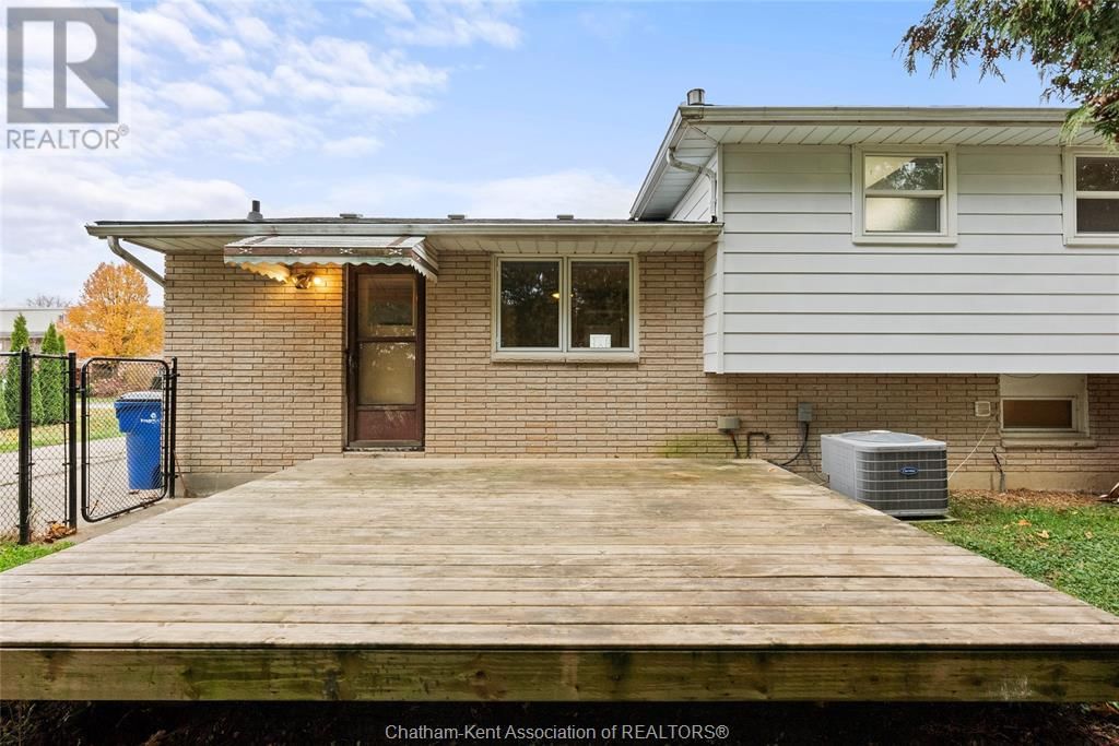 27 VANIER DRIVE Image 41