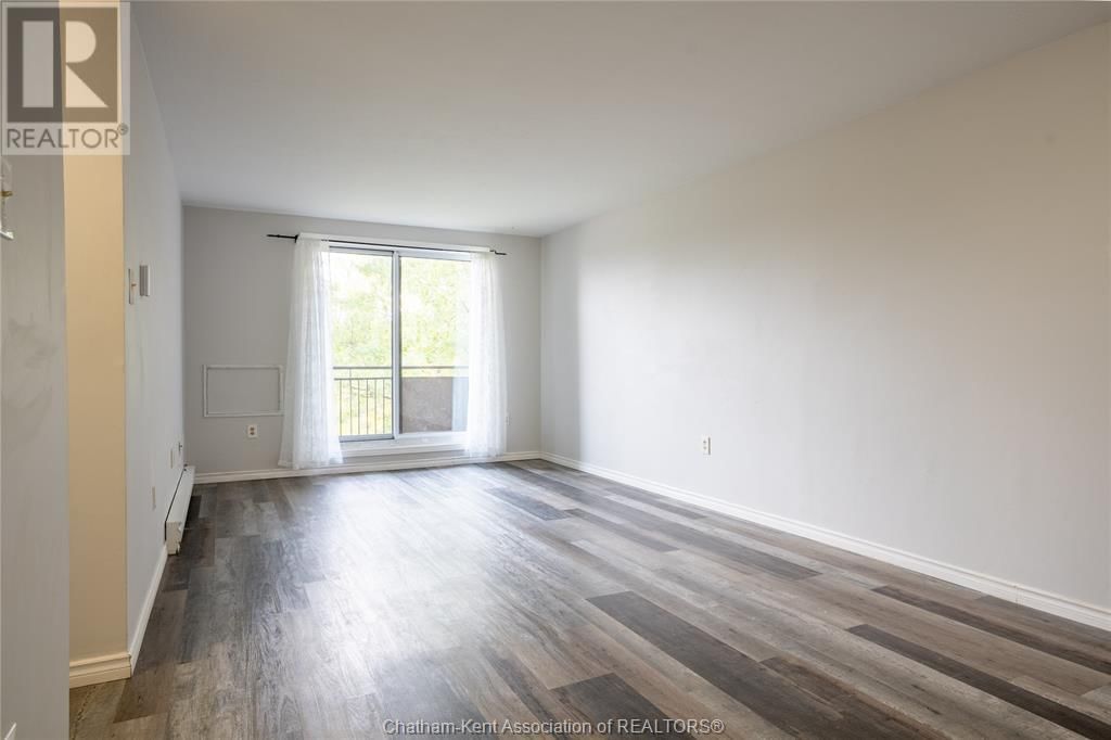 130 Park AVENUE East Unit# 401 Image 3