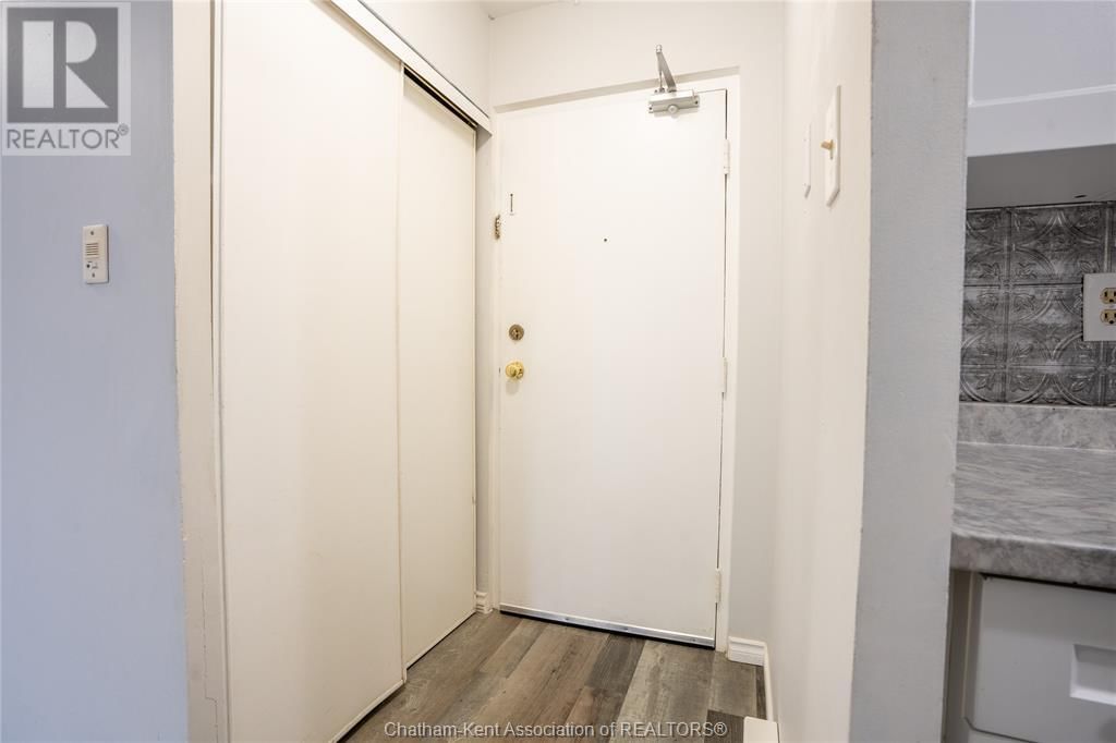 130 Park AVENUE East Unit# 401 Image 9