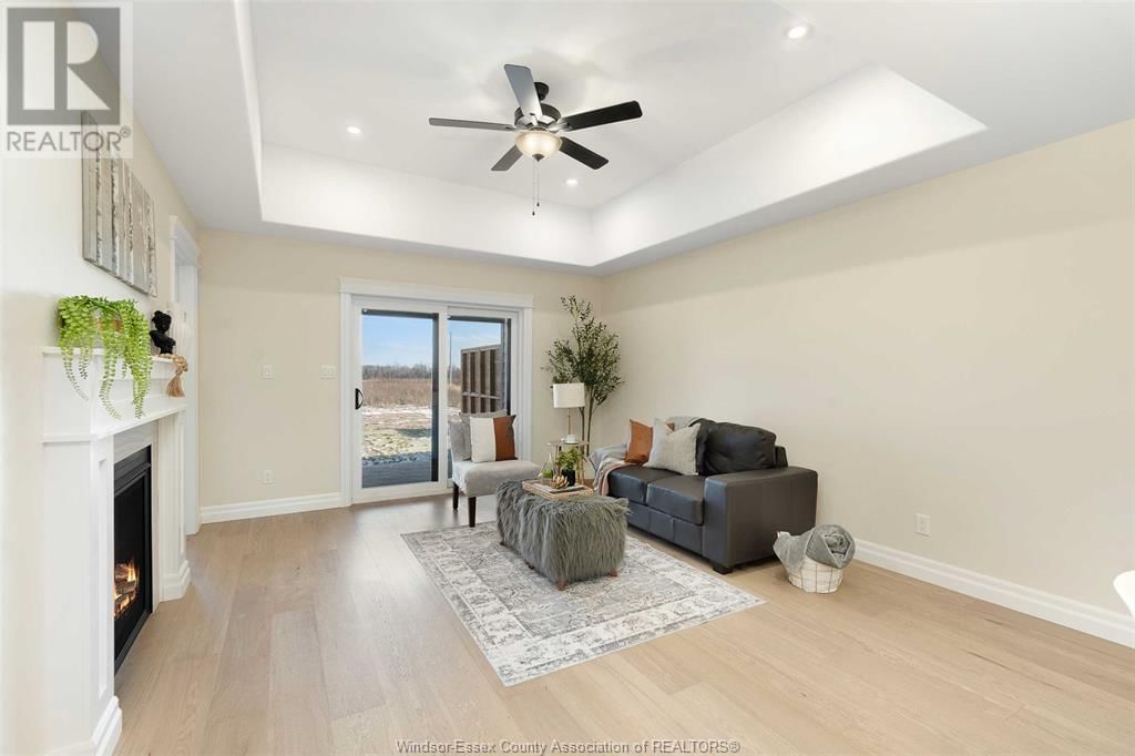 64 JEWEL STREET Image 15