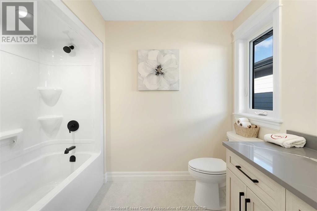 64 JEWEL STREET Image 21