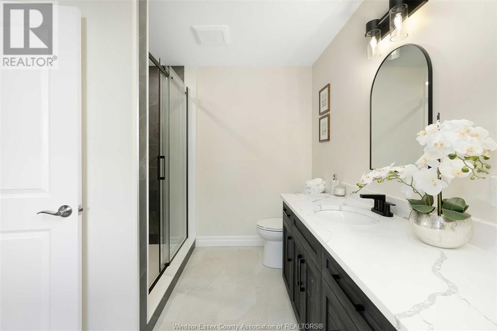 64 JEWEL STREET Image 26