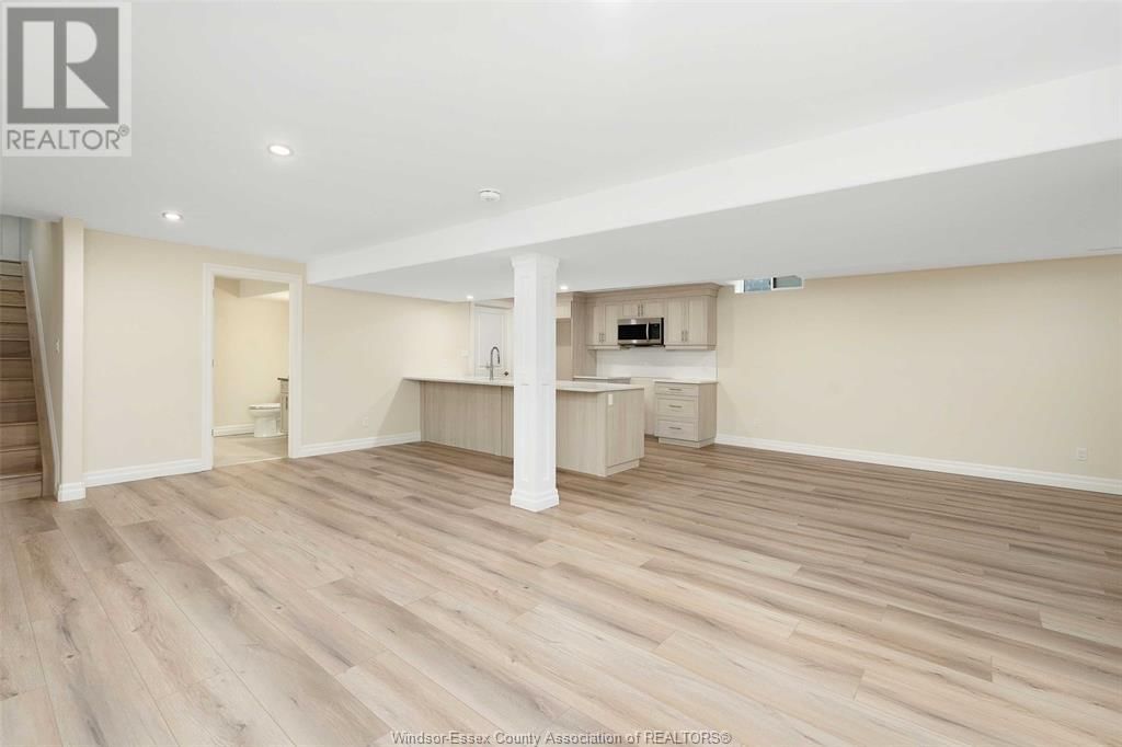 64 JEWEL STREET Image 33