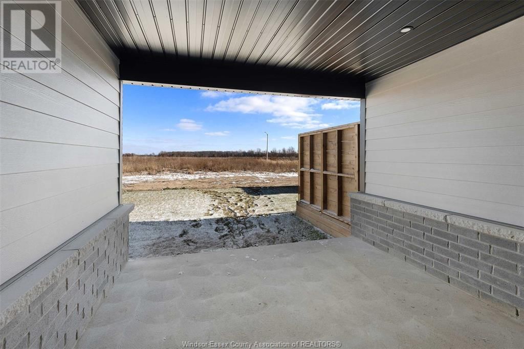 64 JEWEL STREET Image 39