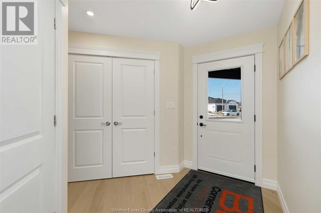 64 JEWEL STREET Image 4