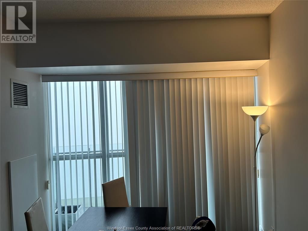 4110 - 50 ABSOLUTE AVENUE Image 2