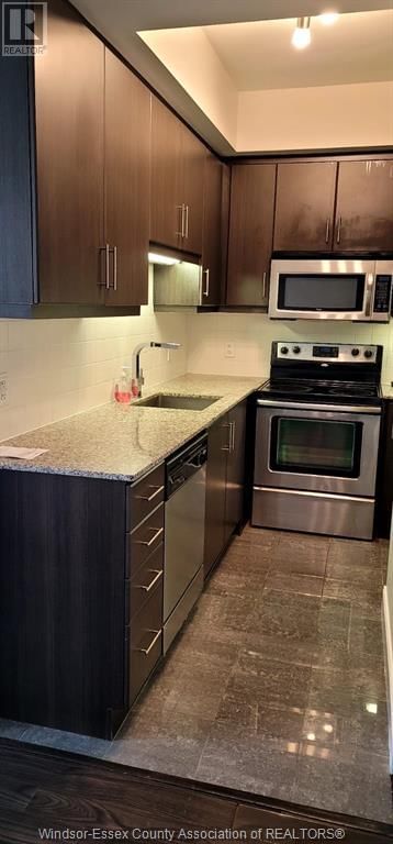 4110 - 50 ABSOLUTE AVENUE Image 8