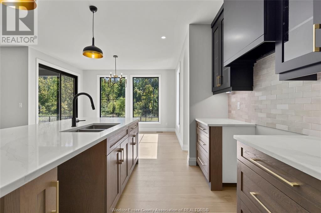 257 CHARLES Image 16