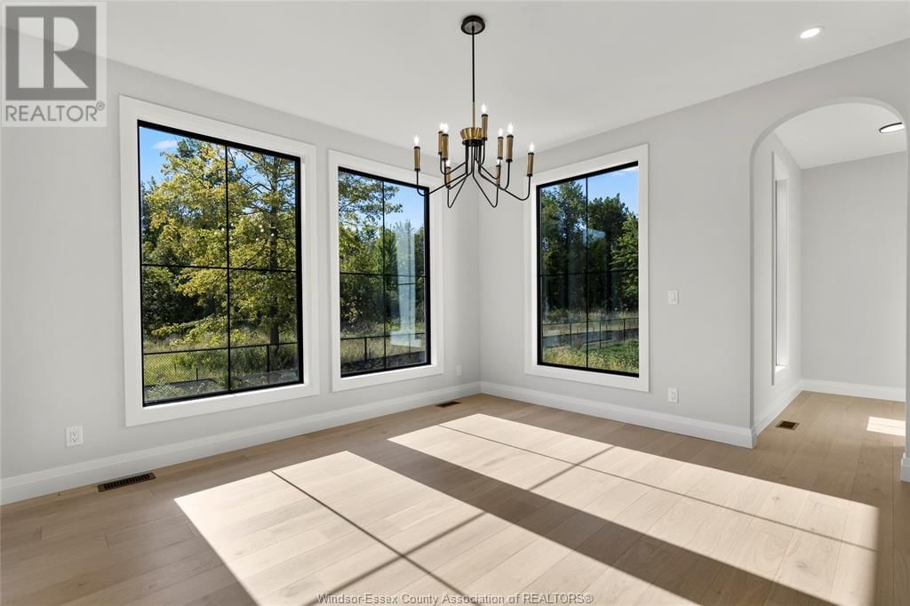 257 CHARLES Image 18