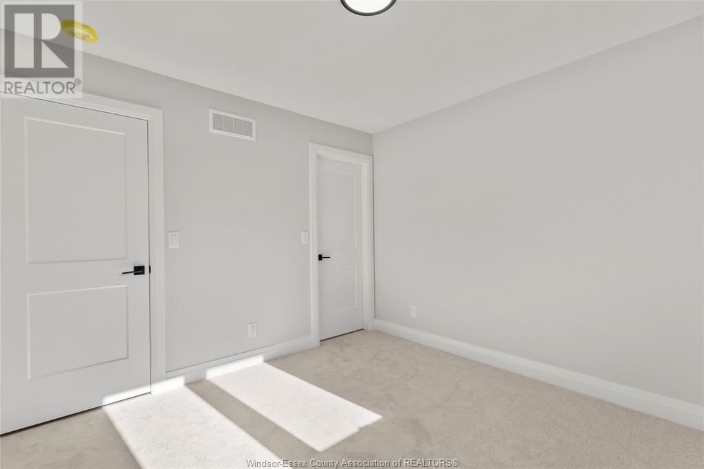 257 CHARLES Image 29