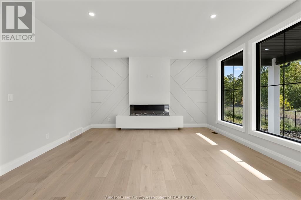 257 CHARLES Image 9