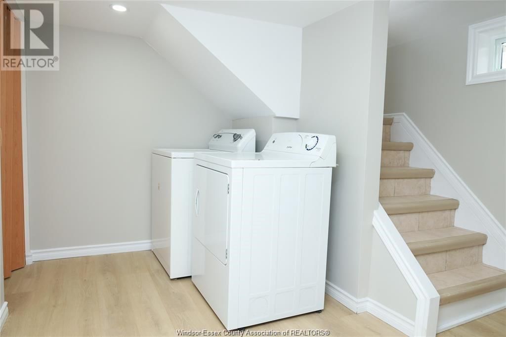 935 LANGLOIS AVENUE Unit# LOWER Image 5