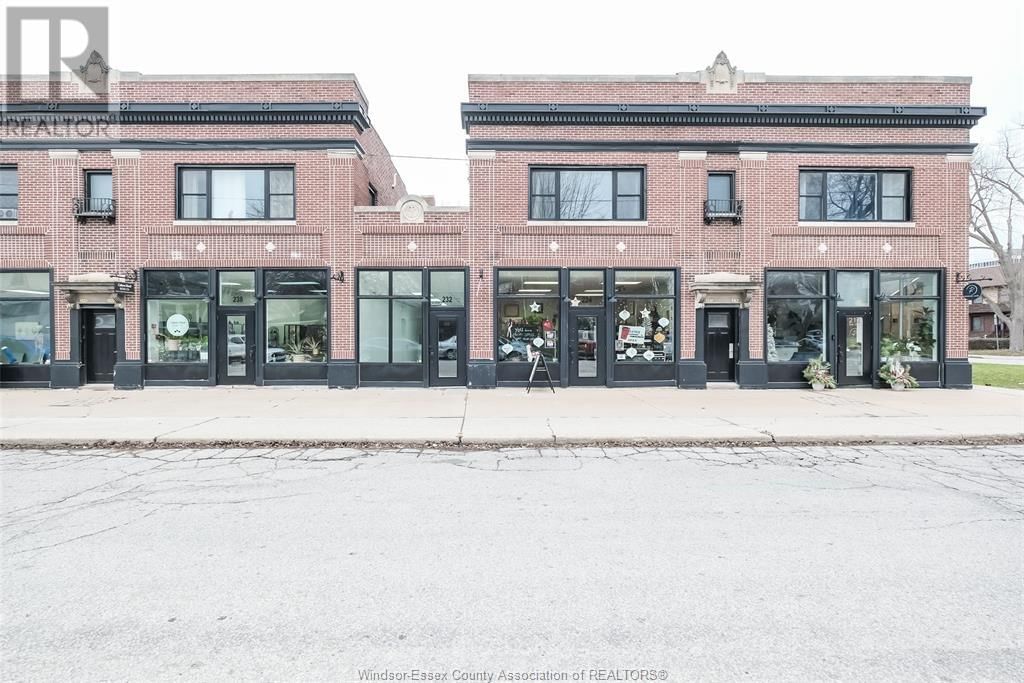 232 ERIE STREET WEST Image 1