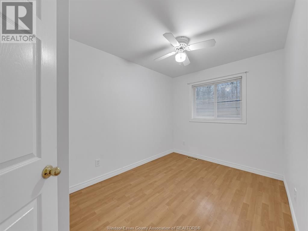 1126 BANWELL ROAD Unit# MAIN Image 18