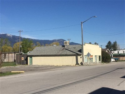 Image #1 of Commercial for Sale at 8921 Grainger Road, Canal Flats, British Columbia