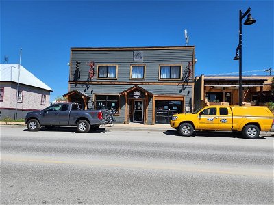 Image #1 of Commercial for Sale at 409 Broadway Street W, Nakusp, British Columbia