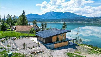 Image #1 of Commercial for Sale at 8695 Cottage Lane, Canal Flats, British Columbia