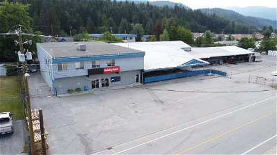 Image #1 of Commercial for Sale at 2240 6th Avenue, South Castlegar, British Columbia