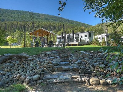 Image #1 of Commercial for Sale at Lot 46-47 Livesly Road, Yahk, British Columbia