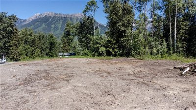 Image #1 of Commercial for Sale at 109 Whitetail Drive, Fernie, British Columbia