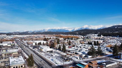 Image #1 of Commercial for Sale at 2025 10th St, Cranbrook North, British Columbia