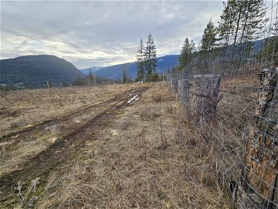 Image #1 of Commercial for Sale at 165 Suncrest Road, Pass Creek, British Columbia