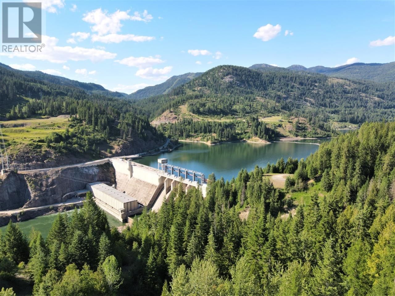 00 SEVEN MILE DAM Road, Fruitvale, British Columbia V0G 1L0