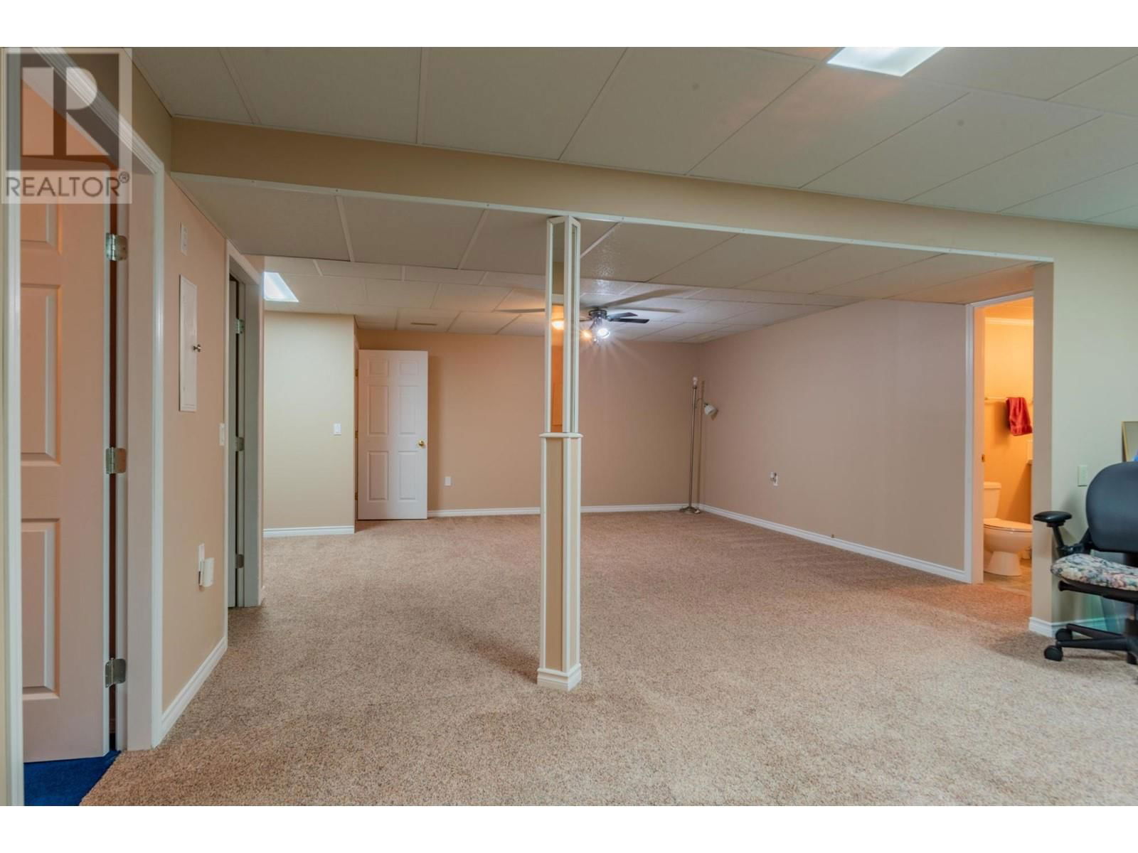 7 - 2205 ROCKLAND AVENUE Image 38