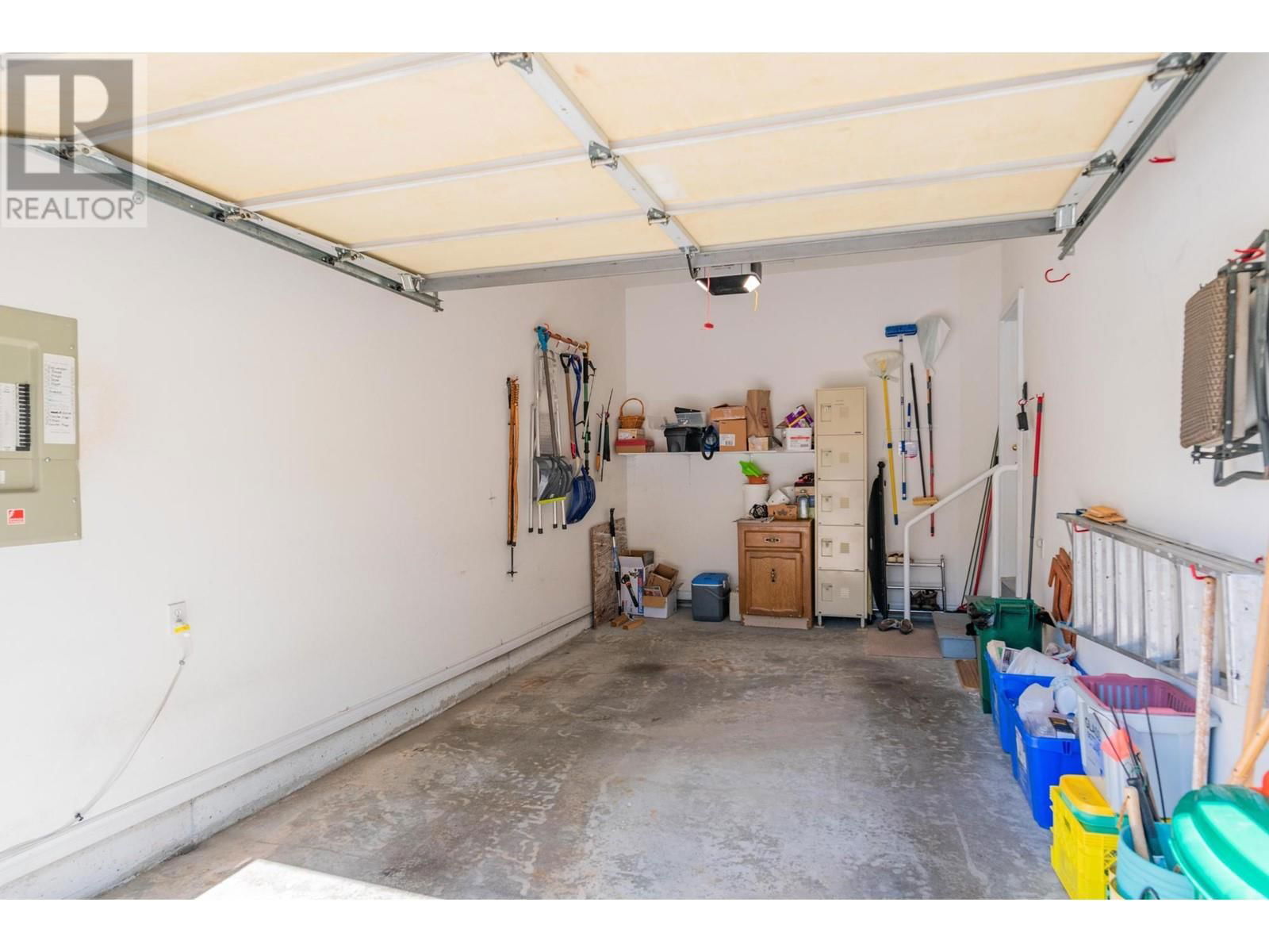 7 - 2205 ROCKLAND AVENUE Image 47