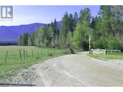 DL7156 POTTER Road | Invermere British Columbia | Slide Image Thirty-one